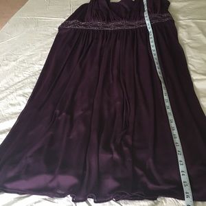 24W semi formal Jessica Howard flowing dress.